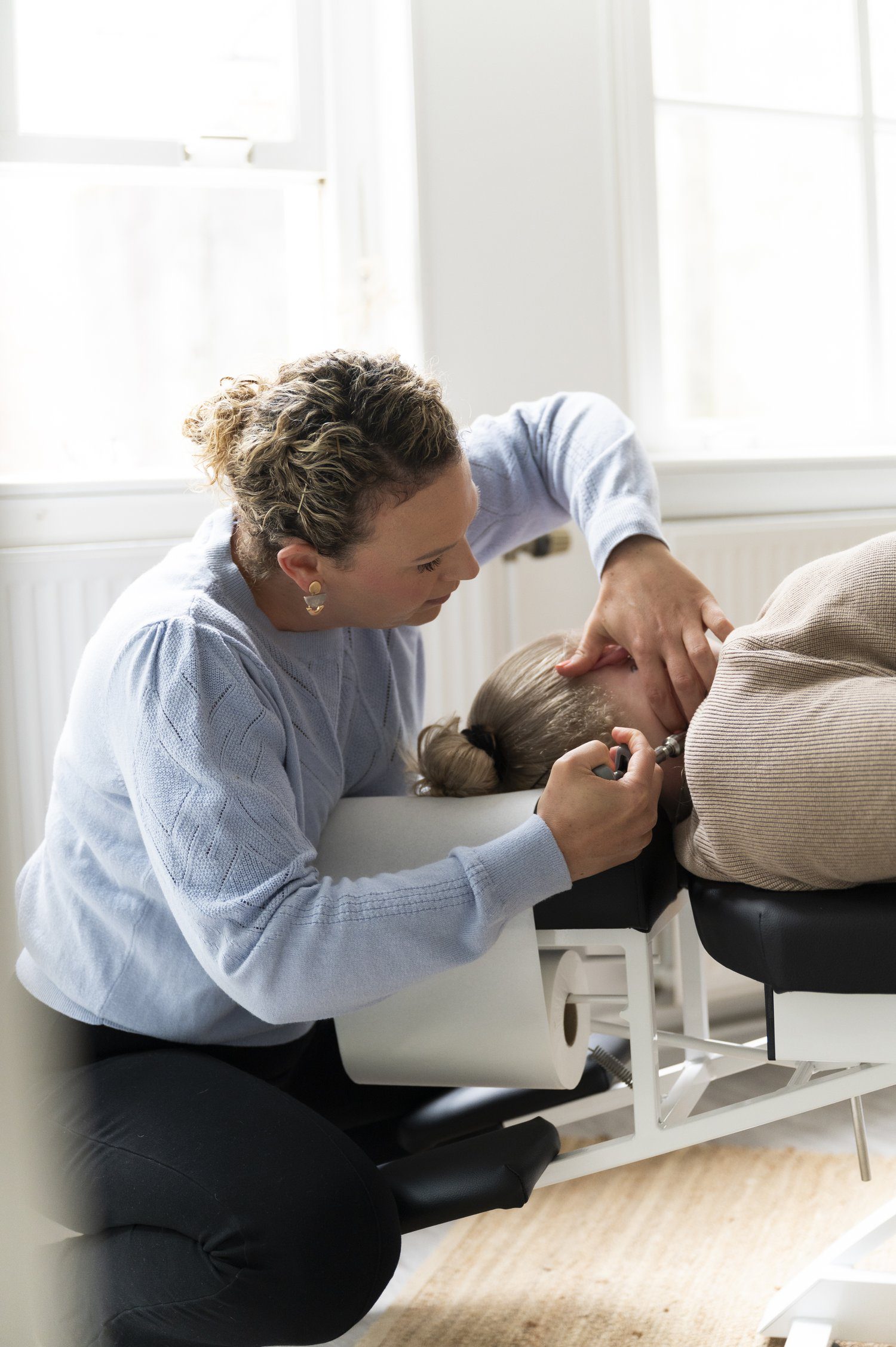 How to become a chiropractor